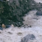 धराली में खीरगंगा नदी का जलस्तर बढ़ने से मंडराने लगा बाढ़ का खतरा